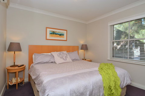 Villa 3br Chianti Villa Located Within Cypress Lakes Resort - Redcliffe Tourism 15