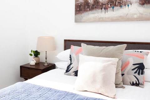 Stylish Apartment With Garage Near Bondi Beach - Redcliffe Tourism 8