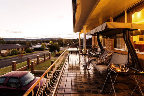 Coal D\' Vine VIEW - Cessnock NSW - Redcliffe Tourism 11