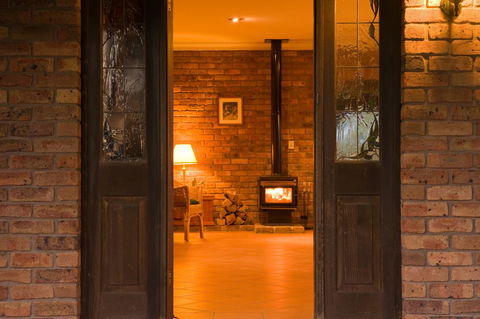 Ironstone Estate Lovedale - Redcliffe Tourism 39