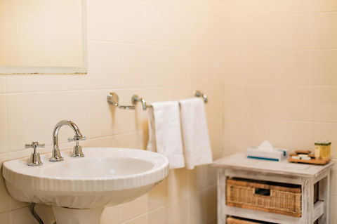 Bundanoon Country Inn Motel - Redcliffe Tourism 29