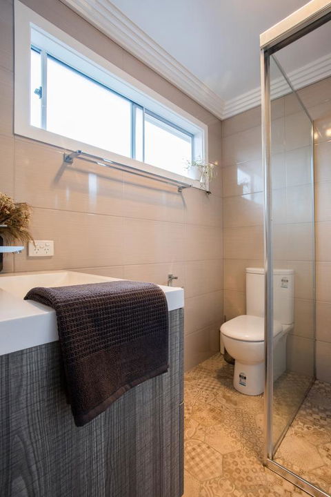 Armidale Cottage - House 2 - Redcliffe Tourism 35