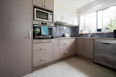 Armidale Cottage - House 2 - Redcliffe Tourism 15