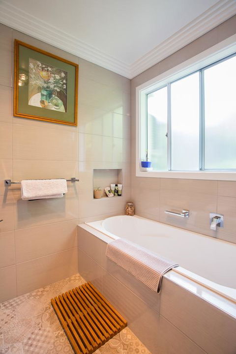 Armidale Cottage - House 2 - Redcliffe Tourism 26