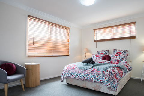 Armidale Cottage - House 2 - Redcliffe Tourism 31