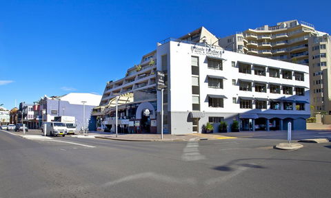 Manly Paradise Motel & Apartments - Redcliffe Tourism 0