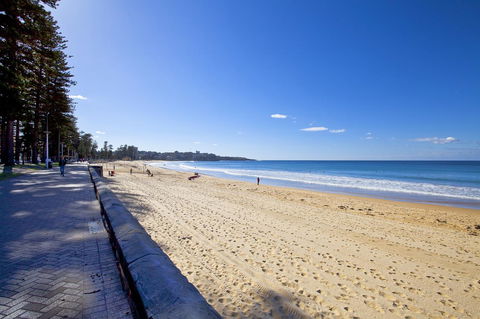 Manly Paradise Motel & Apartments - Redcliffe Tourism 8