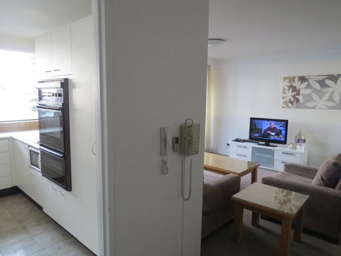 Manly Paradise Motel & Apartments - Redcliffe Tourism 44