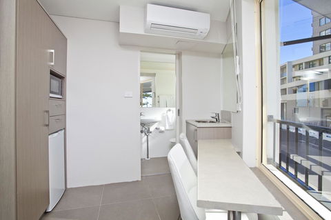 Manly Paradise Motel & Apartments - Redcliffe Tourism 6