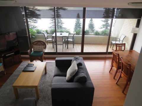 Manly Paradise Motel & Apartments - Redcliffe Tourism 27