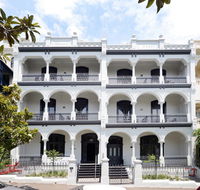Hotel Challis - Redcliffe Tourism