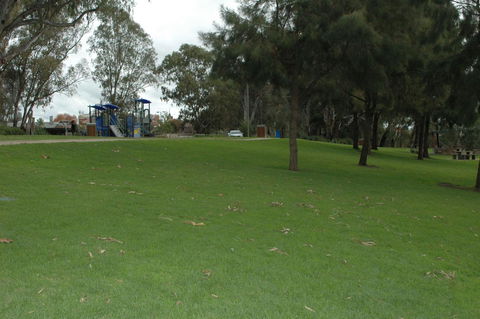 Brand New Executive Apartment - Redcliffe Tourism 32