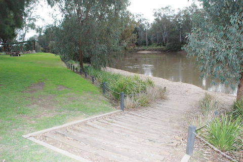 Brand New Executive Apartment - Redcliffe Tourism 33