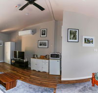 Pound Creek Gallery - Redcliffe Tourism