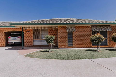 Central Wagga Self Catering Apartment - Redcliffe Tourism 2
