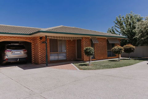 Central Wagga Self Catering Apartment - Redcliffe Tourism 3
