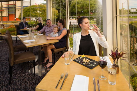 Best Western Plus Hovell Tree Inn - Redcliffe Tourism 25