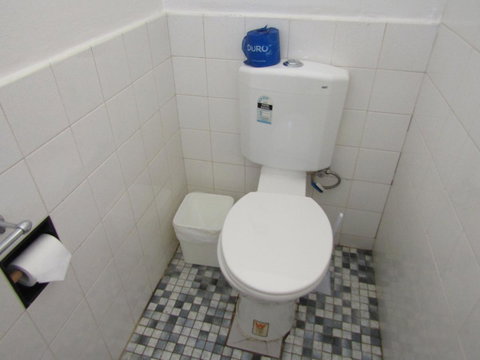 Allonville Gardens Motel - Redcliffe Tourism 19