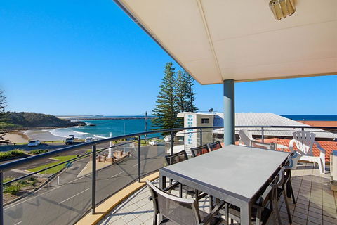 The Cove Yamba - Redcliffe Tourism 10