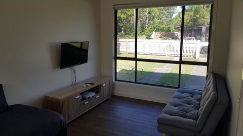 Golden Hill Cottage - Redcliffe Tourism 14