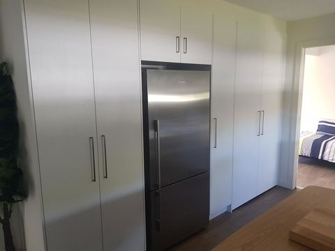 Golden Hill Cottage - Redcliffe Tourism 7