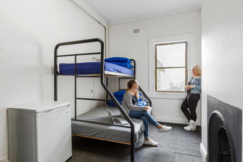 Ady's Place Backpackers, Sydney - Redcliffe Tourism 1