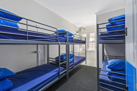 Ady's Place Backpackers, Sydney - Redcliffe Tourism 12