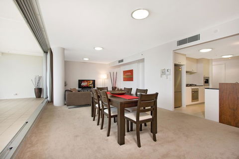 Tweed Ultima Apartments - Redcliffe Tourism 12