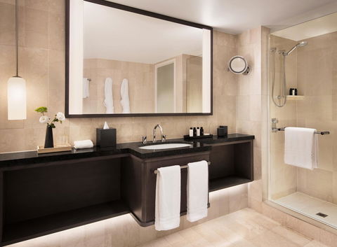 Four Seasons Hotel Sydney - Redcliffe Tourism 17