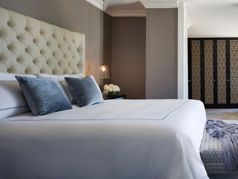 Four Seasons Hotel Sydney - Redcliffe Tourism 40