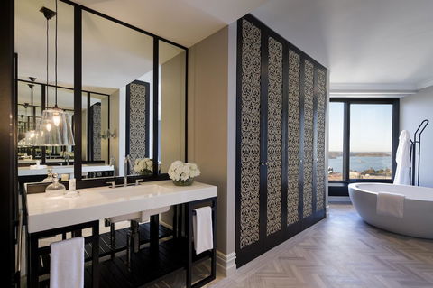 Four Seasons Hotel Sydney - Redcliffe Tourism 33