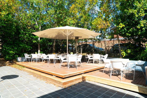 Horse And Jockey Hotel Homebush - Redcliffe Tourism 23