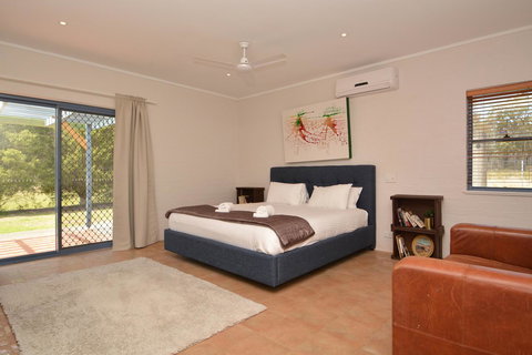 JE Guesthouse, Central To All The Hunter Valley Has To Offer - Redcliffe Tourism 17