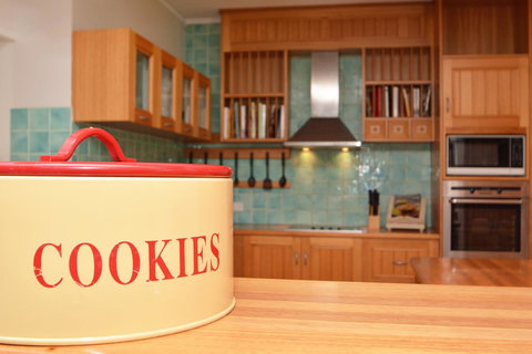 JE Guesthouse, Central To All The Hunter Valley Has To Offer - Redcliffe Tourism 13