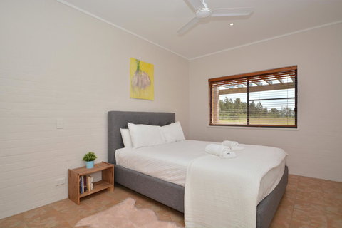 JE Guesthouse, Central To All The Hunter Valley Has To Offer - Redcliffe Tourism 25