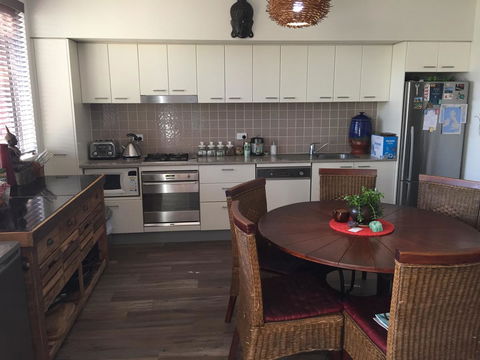 Grandview Apartments - Redcliffe Tourism 13