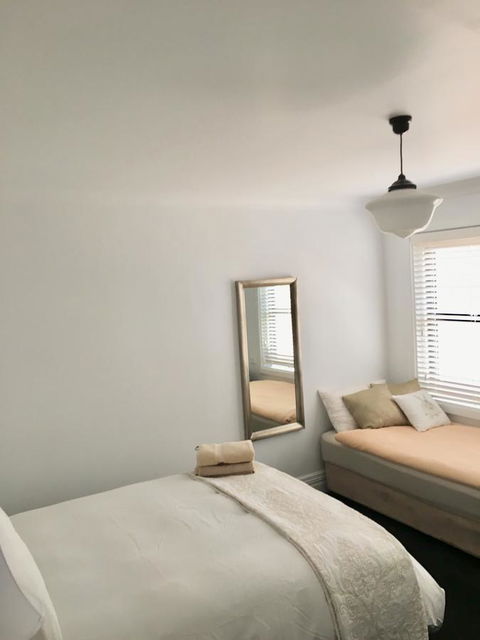 99 Hill Street Apartments - Redcliffe Tourism 6
