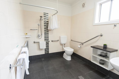 Wagga RSL Club Motel - Redcliffe Tourism 38