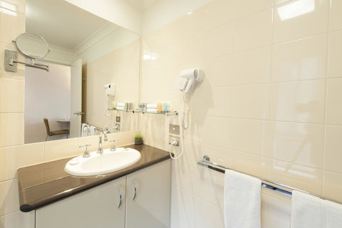 Wagga RSL Club Motel - Redcliffe Tourism 2