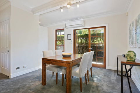 Bellevue Accommodation - Redcliffe Tourism 7