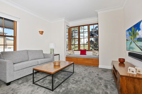 Bellevue Accommodation - Redcliffe Tourism 14