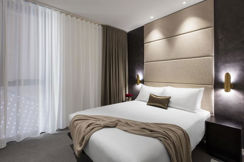 SKYE Suites Sydney - Redcliffe Tourism 23