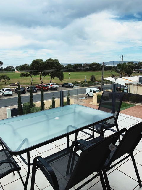 Seachange 3 - Redcliffe Tourism 7