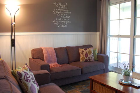 Cadair Cottages - Redcliffe Tourism 17