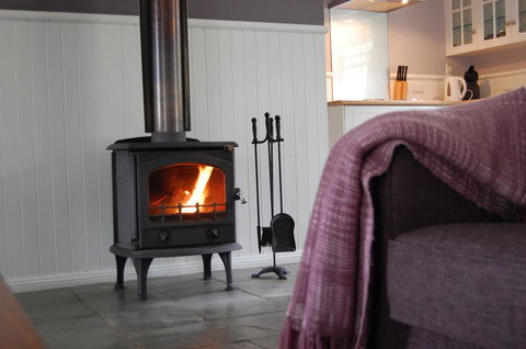 Cadair Cottages - Redcliffe Tourism 8