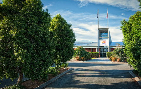 Adina Vineyard - Redcliffe Tourism 2