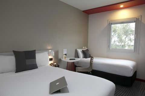 Ibis Sydney Airport - Redcliffe Tourism 6