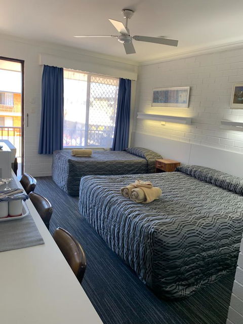 Coastal Bay Motel - Redcliffe Tourism 32
