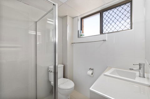 Coastal Bay Motel - Redcliffe Tourism 14