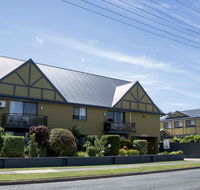 Coastal Bay Motel - Redcliffe Tourism